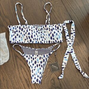 Zaful White Bikini Set with Blue & Navy Spot or stripe Print